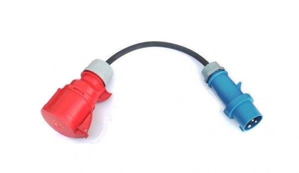 Adapter 16A Stecker blau auf 32A Kupplung